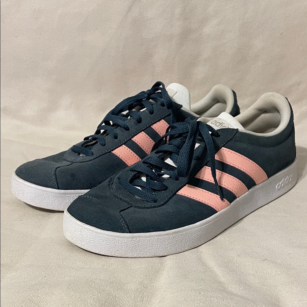 Adidas Women’s VL Court 2 Blue and Pink Sneakers